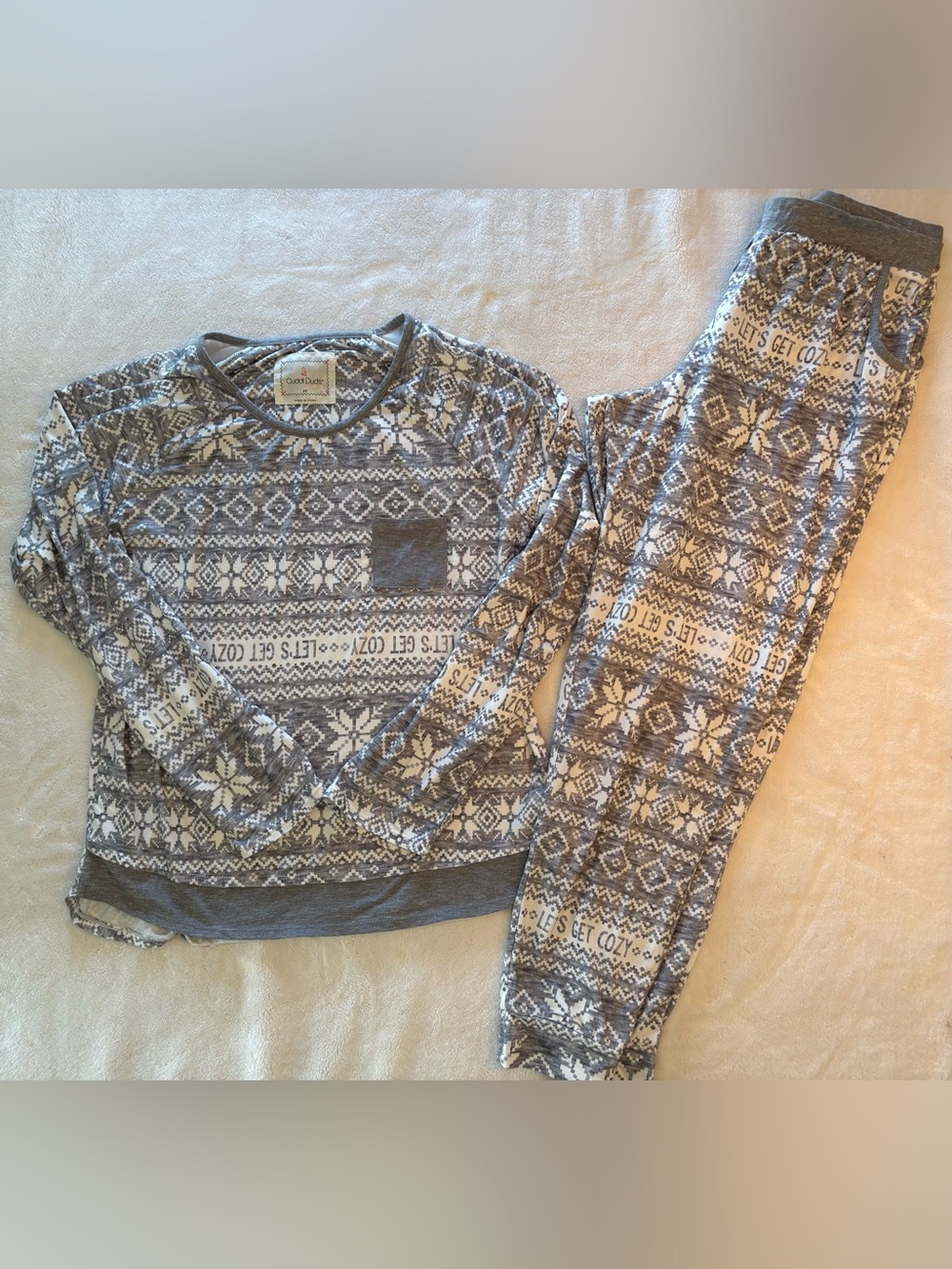 Cuddl Duds Grey & White Women’s Long Sleeve & Pants Pajama Set